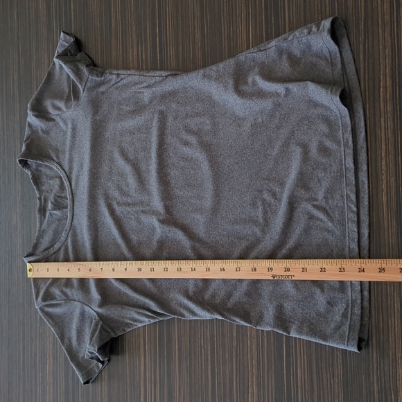 Grey "dry fit" style t-shirt - Picture 7 of 7